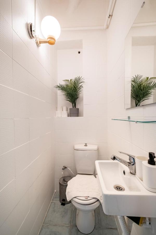 Modern Flat With Central Location In Beyoglu Apartment Istanbul Exterior photo
